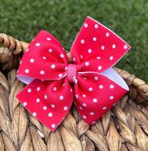 Load image into Gallery viewer, Twirly bows
